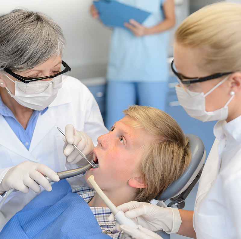 extractions and wisdom teeth removal in newmarket