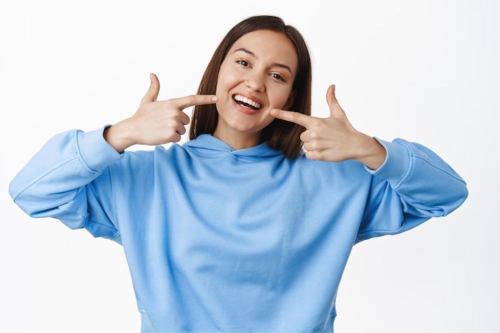 teeth whitening in newmarket